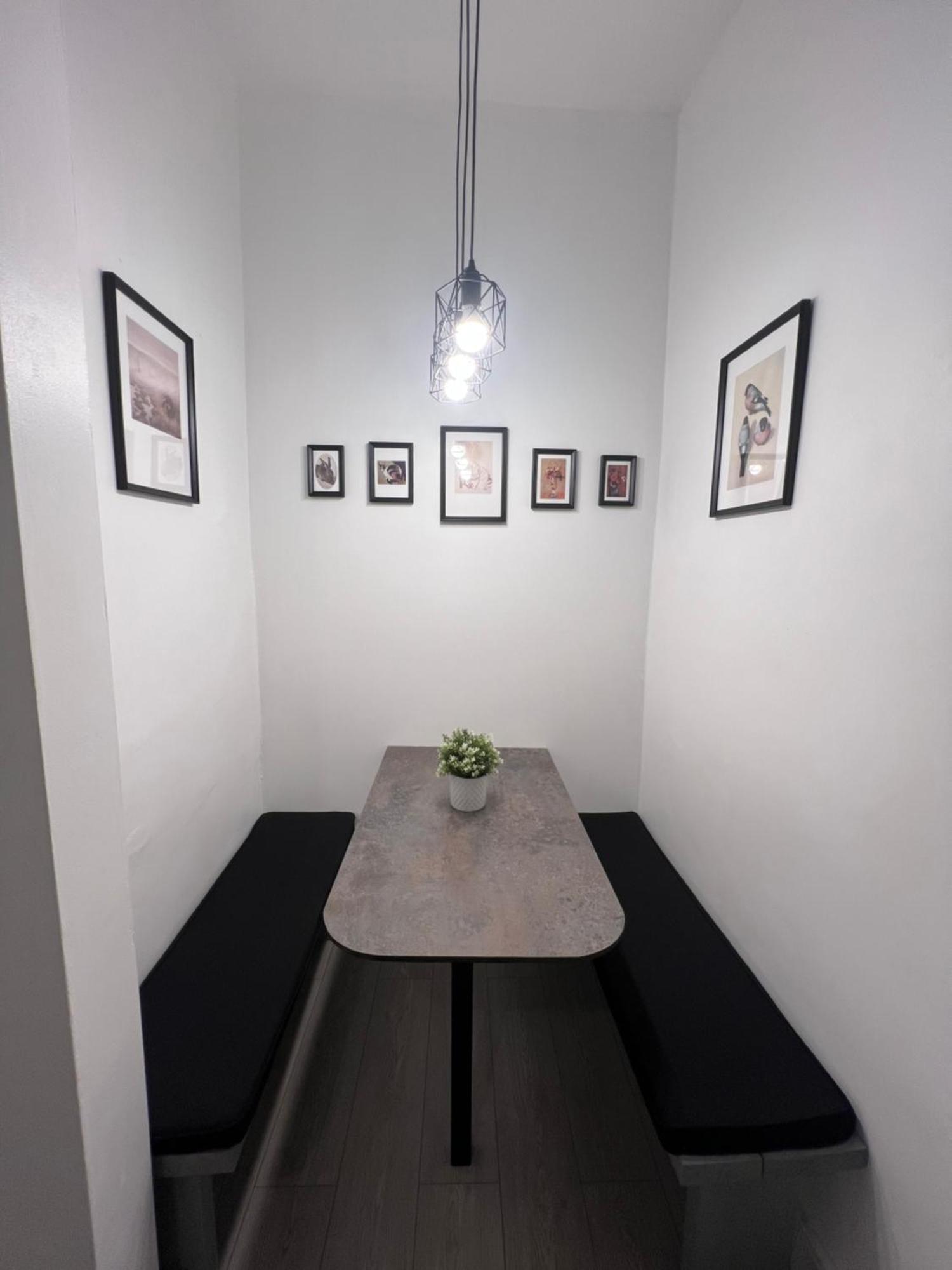 2 Bed In On 3rd Floor - Newly Refurbished - No Lift Appartamento *
